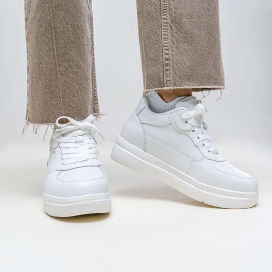 Sapatos desportivos com sola plana e palmilha alta para mulher