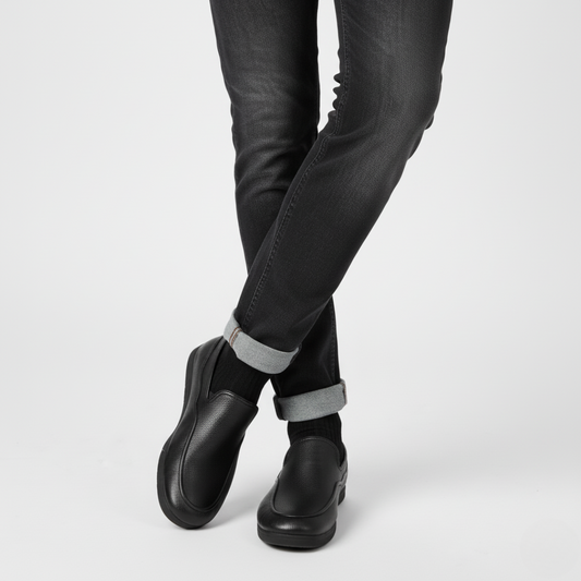 Sapatos com sola flexível e design ergonómico para homem