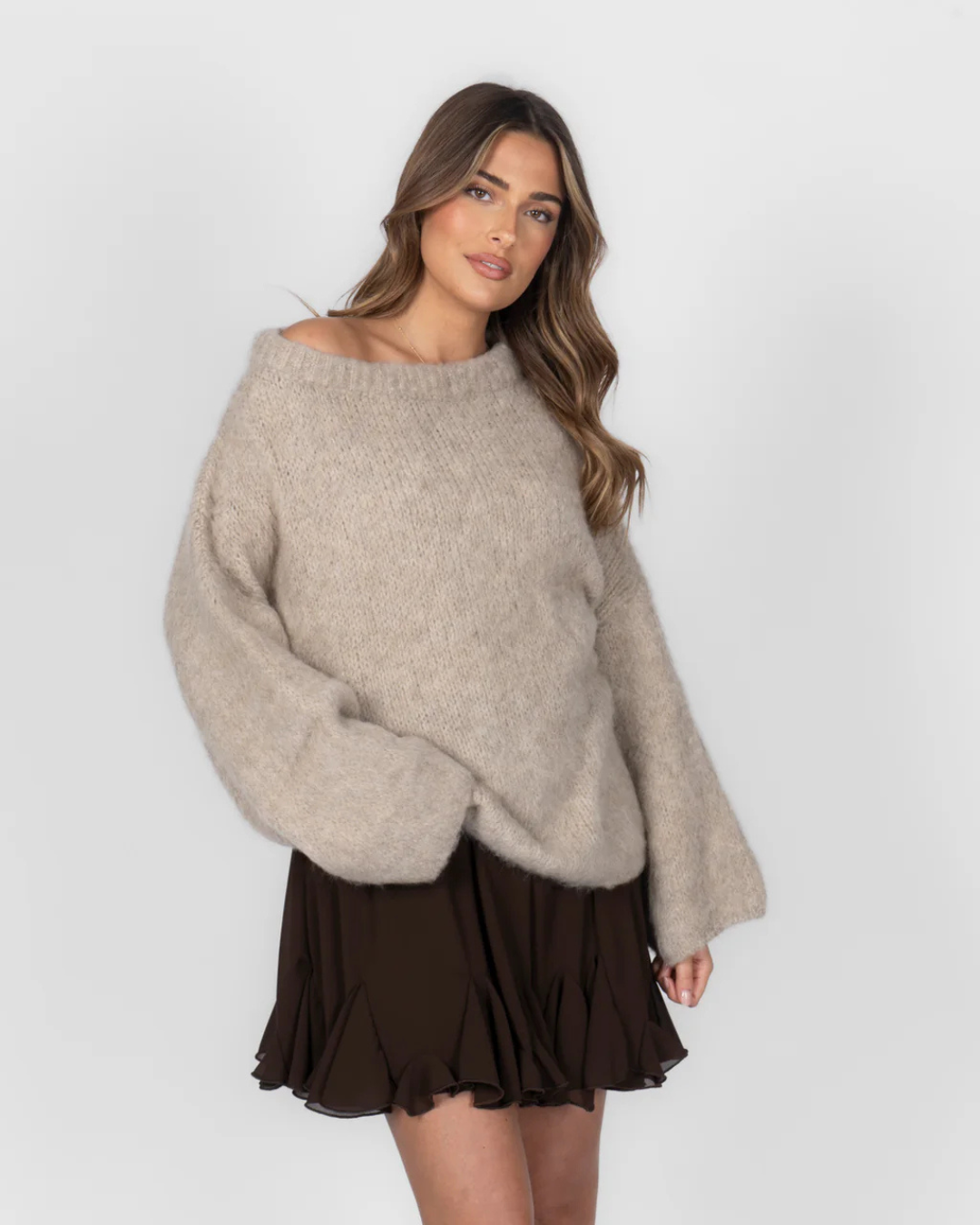 Camisola de malha ultra macia com ombros descobertos para mulher®