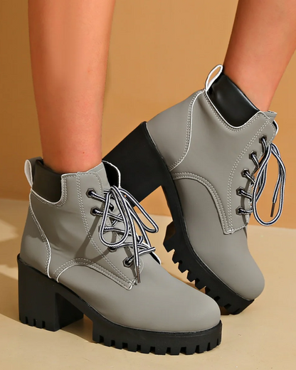 Botas com salto quadrado e confortáveis para uso diário®